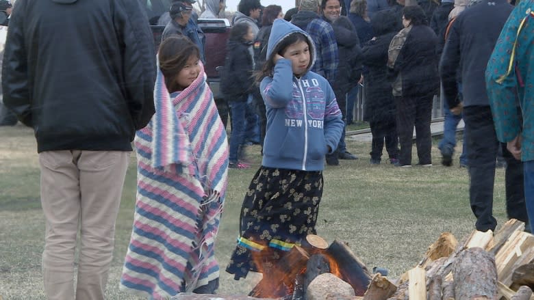 Sagkeeng First Nation mourns slain teen at vigil attended by hundreds