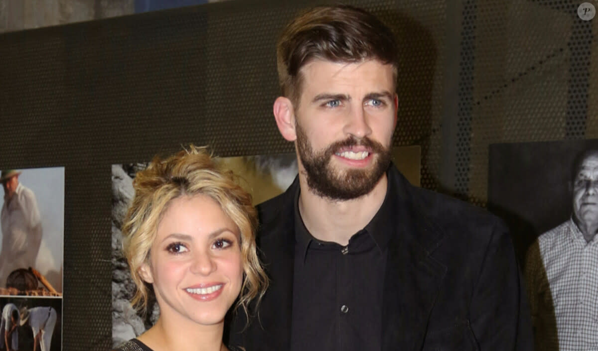 <p dir="ltr"><span>Shakira désormais dans un "triangle amoureux" ?</span></p>
<div></div>
<p dir="ltr">Gerard Piqué reçoit le prix du meilleur athlète catalan lors d'une cérémonie à Barcelone. Sa compagne, la chanteuse Shakira était à ses côté.<span></span></p> - © BestImage