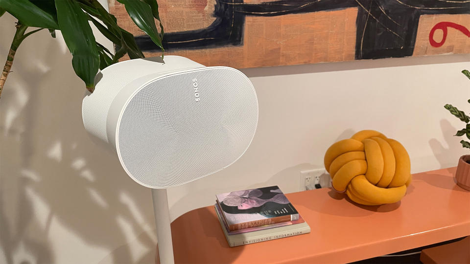 Sonos Move 2 vs Sonos Era 300: design