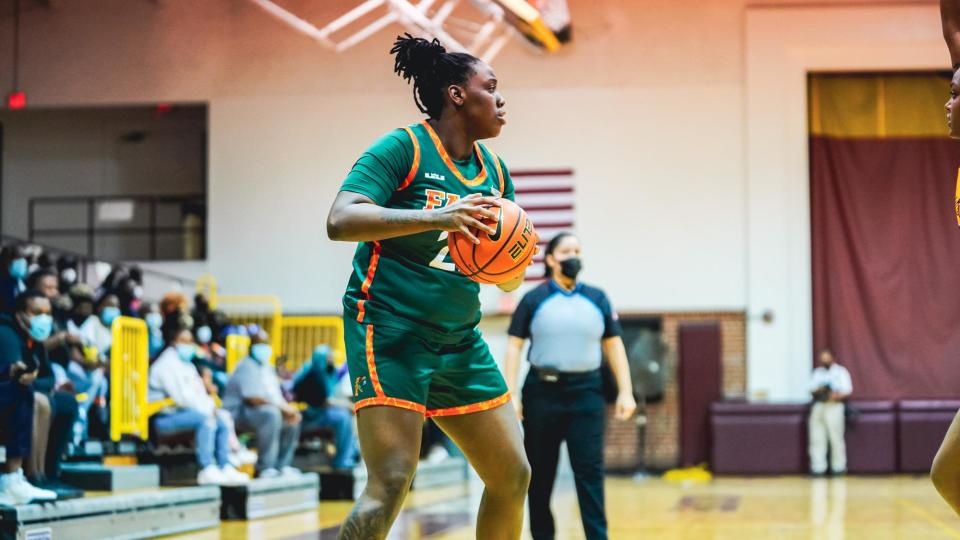 Florida A&M University forward Staysha Allen looks to pass in game against Bethune-Cookman at Moore Gymnasium, Daytona Beach, Florida, Jan. 3, 2022