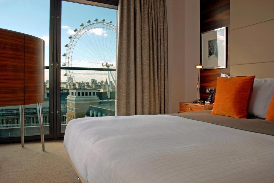 The Park Plaza is perfectly placed for London views (Park Plaza County Hall London)