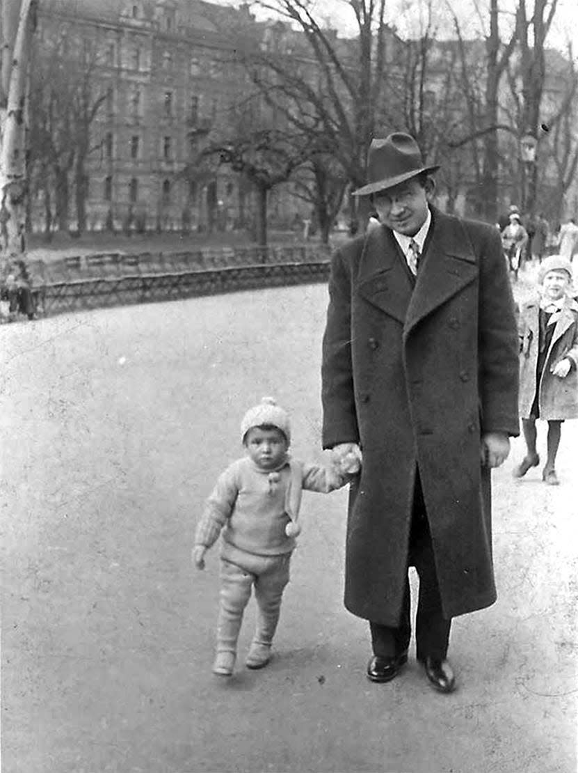 Celina Karp Biniaz, with her father, Ignacy Karp, later known as Irwin, in Krakow, Poland, in 1933.