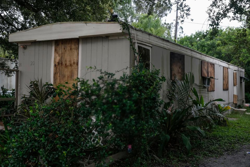 A house is pictured at the Manatee Mobile Home & RV Park in Fort Pierce, Fla. on Sept. 2, 2019. (Photo: Adam Delgiudice/AFP/Getty Images)