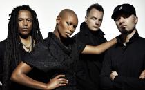 Sie war eine der wenigen prominenten Frauen in der Alternative-Szene der 90-er, gehörte aber definitiv zu den schillerndsten Persönlichkeiten und hatte wahrscheinlich auch die beste Stimme: Wer an Skunk Anansie denkt, der denkt an Hits wie "Hedonism" oder "Secretly", aber eben auch an Frontfrau Skin. Sie stand bei den britischen Alternative-Rockern stets im Mittelpunkt. (Bild: Derrick Santini)