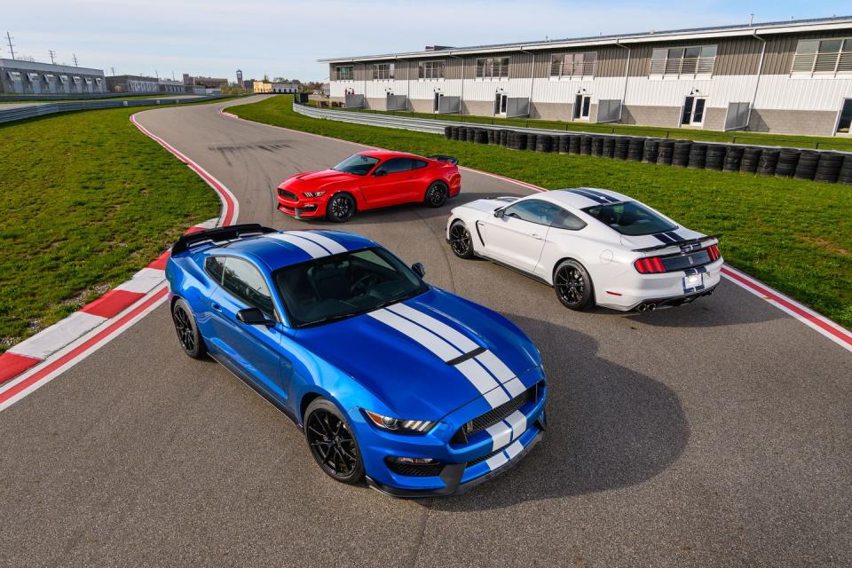 Photos of the 2019 Ford Mustang Shelby GT350