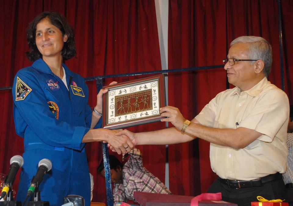 Shivprasad Khened, Director of the Nehru Science Centre and astronaut Captain Sunita Williams