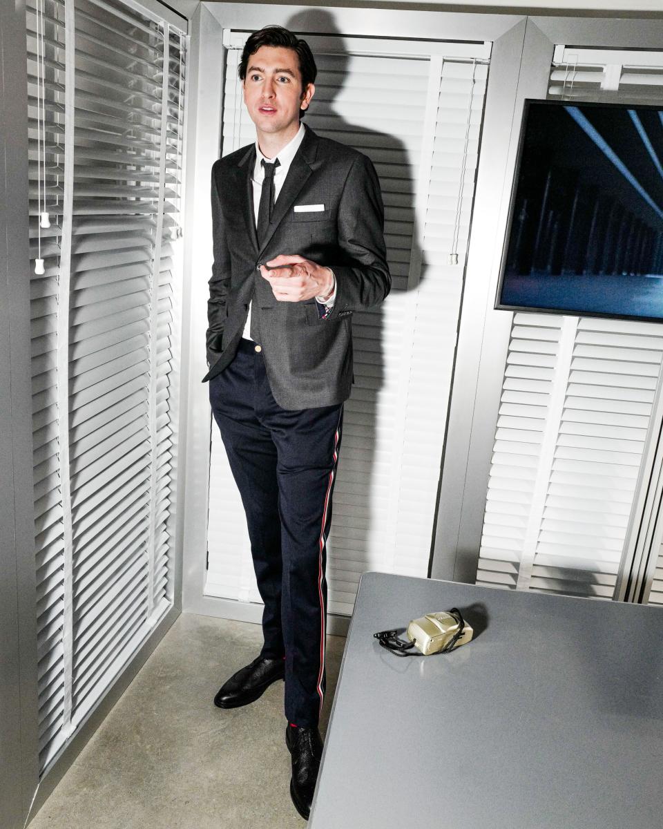 Nicholas Braun: tall man, tiny suit.