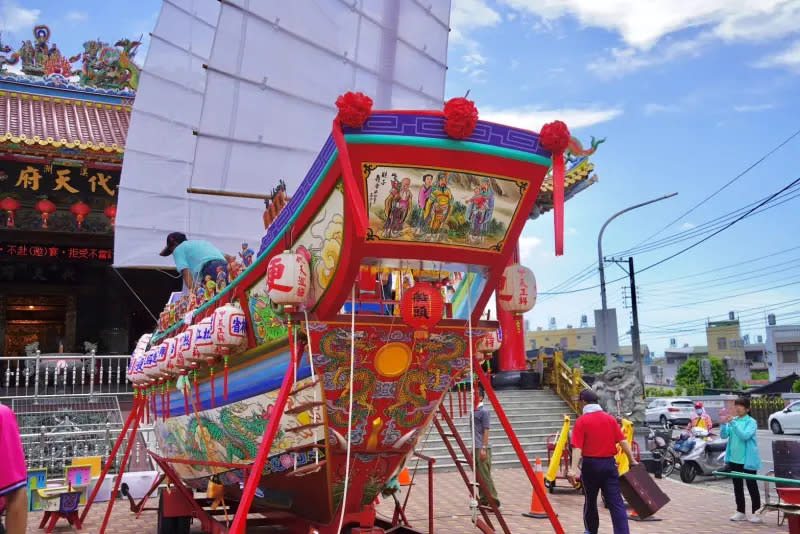 ▲甲辰正科南州迎王平安祭典，溪洲代天府王船展開6天全台祈福。（圖／屏東縣府提供）