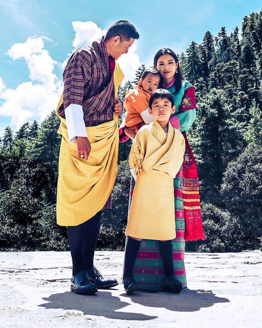 KING WANGCHUCK AND QUEEN PEMA OF BHUTAN 10TH WEDDING ANNIVERSARY