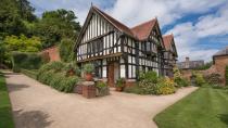<p>For those of you fascinated by the Edwardian era, make sure to check out The Bothy. Built in 1908, the cottage boasts impressive views of the nearby Powis Castle which was founded by a Welsh prince during the early 13th century. <a rel="nofollow noopener" href="https://www.nationaltrust.org.uk/holidays/the-bothy-wales" target="_blank" data-ylk="slk:Book now" class="link "><em>Book now</em></a>. <em>[Photo: Getty]</em> </p>