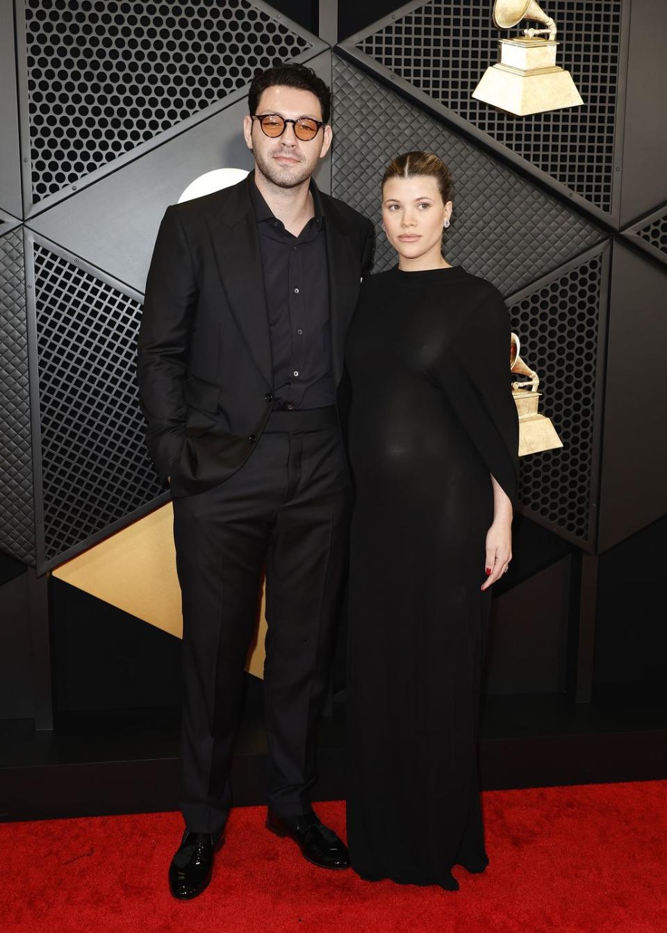 los angeles, california february 04 for editorial use only l r elliot grainge and sofia richie attend the 66th grammy awards at cryptocom arena on february 04, 2024 in los angeles, california photo by frazer harrisongetty images