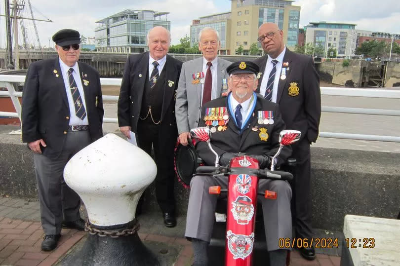 Members of the Hull Independent Merchant Navy Association. (L-R) Chairman Andrew Strong, Secretary Paul Ralph, Vice President Reg Kem, Almoner Fred Simmons and Hon. Life President R. Brain Shepard (front)