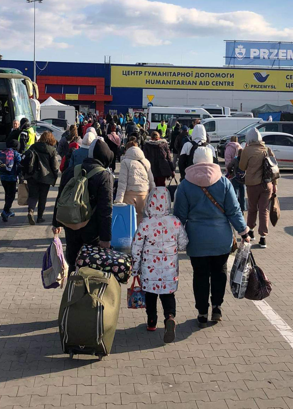 Ukrainian evacuees make their way into Poland. (Courtesy Operation White Stork)