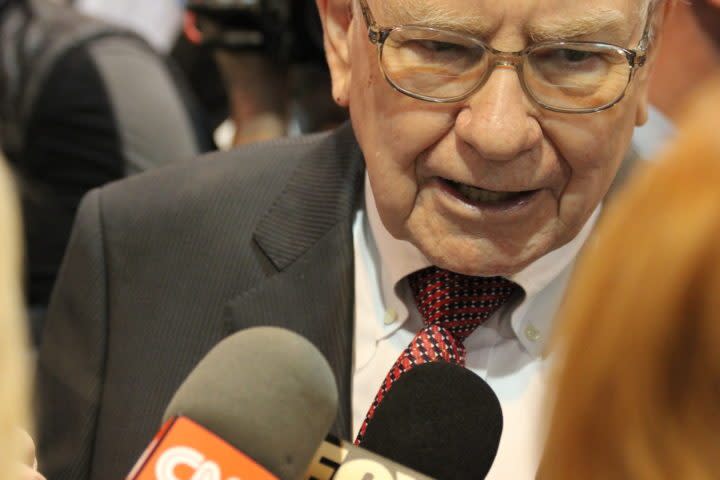 Nahaufnahme des weltbekannten Investors Warren Buffett