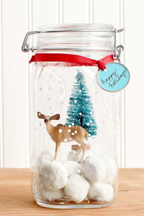 6) Snow Globe Mason Jar