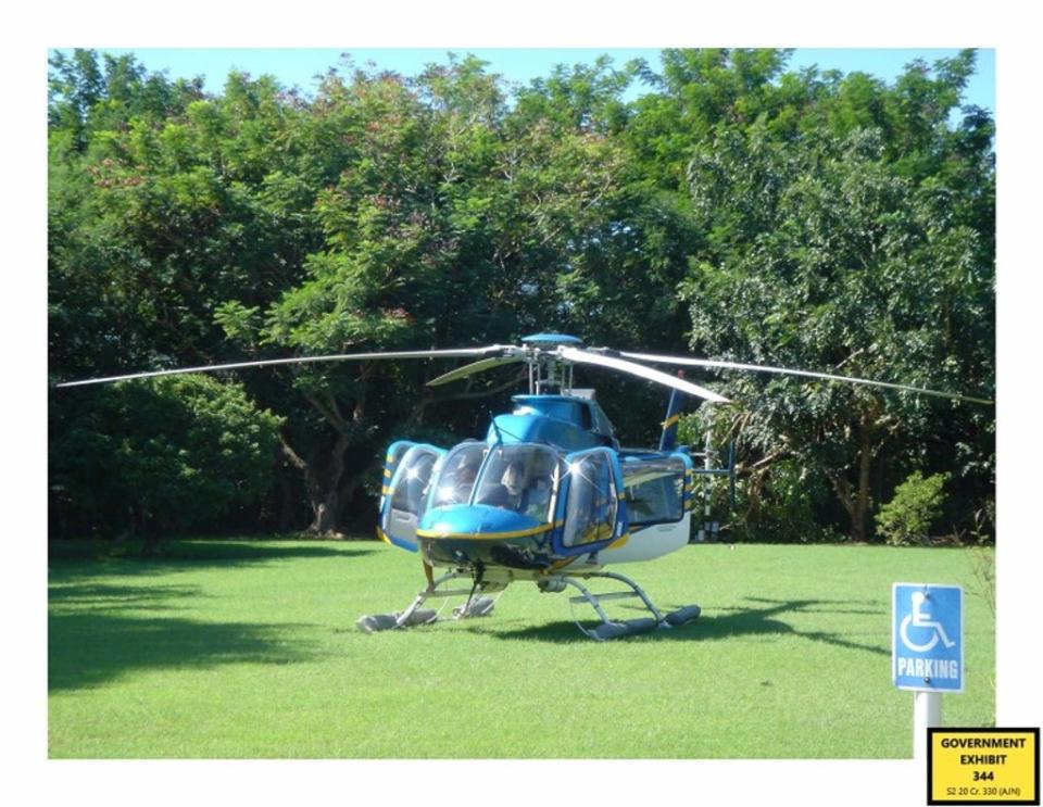 El helicóptero de Epstein, que se dice era usado para trasladar a los invitados a la isla privada (Departamento de Justicia de EE.UU.)