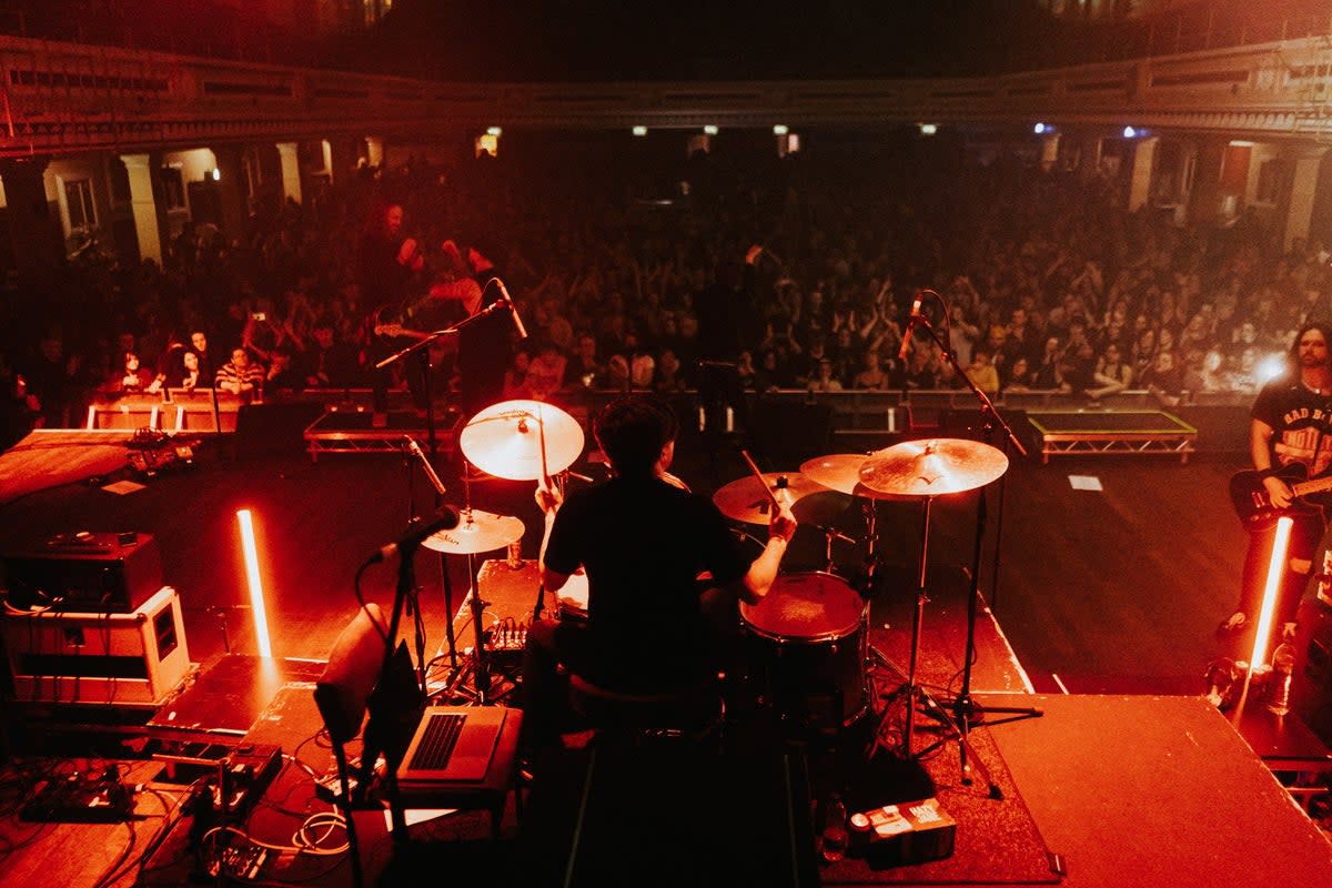 In January, more than 1,000 people braved the cold to see Fell Out Boy and The Black Charade at The Ritz in Manchester (@properjobphoto)