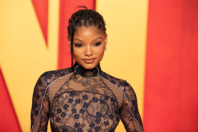 Halle Bailey attends 2024 Vanity Fair Oscar After Party Arrivals at Wallis Annenberg Center for the Performing Arts on March 10, 2024 in Beverly Hills, California. - Photo: Robert Smith/Patrick McMullan (Getty Images)