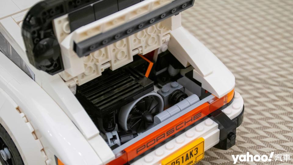 LEGO樂高Porsche 911（10295）開箱直擊！給你1＋1的Turbo／Targa組裝樂趣！