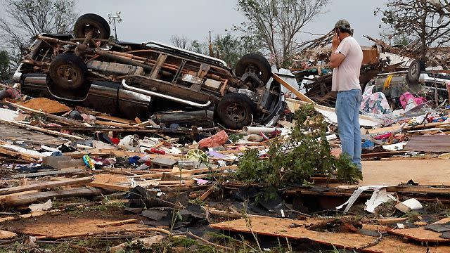 Account of massive tornado hitting area