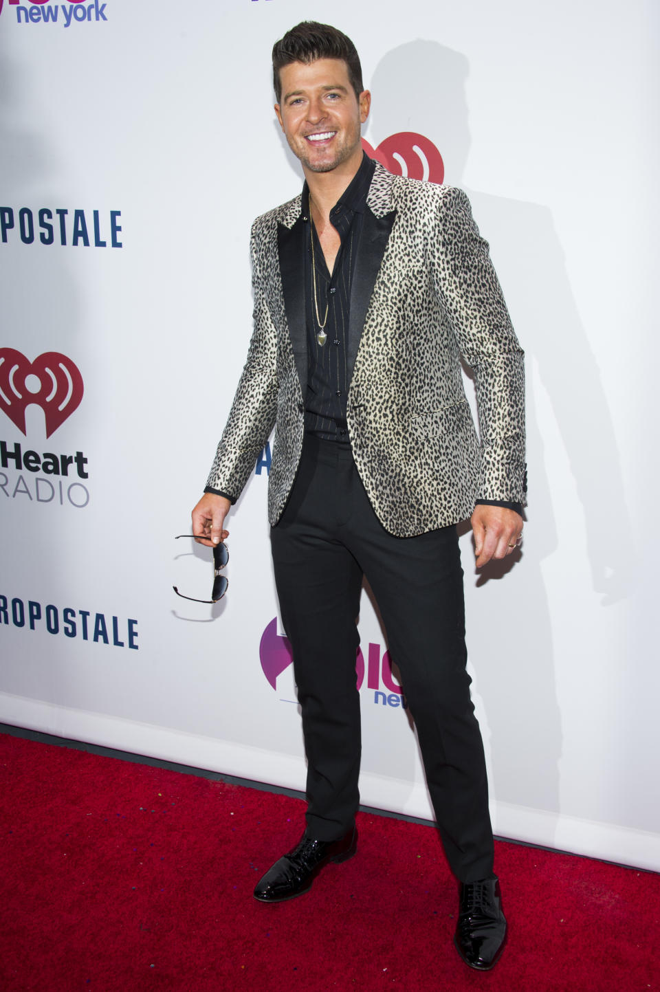 Robin Thicke attends Z100's Jingle Ball presented by Aeropostale on Friday, Dec. 13, 2013, in New York. (Photo by Charles Sykes/Invision/AP)