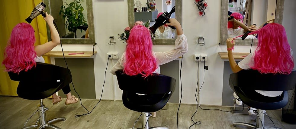 L'opération Boucles roses, organisée par Coiffure Vitalité : l'une des nombreuses initiatives de la campagne Octobre rose pour faire reculer le cancer du sein.
