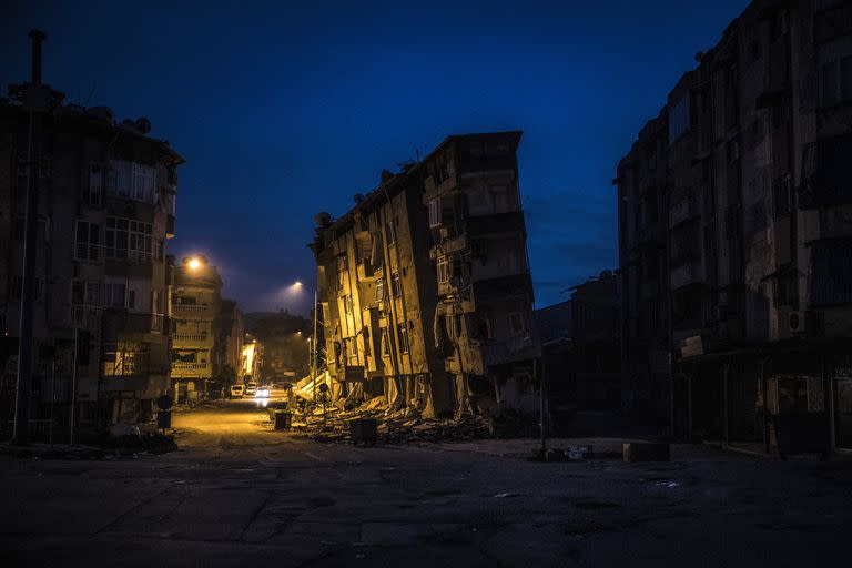 Edificios dañados en Antakya, región de Hatay