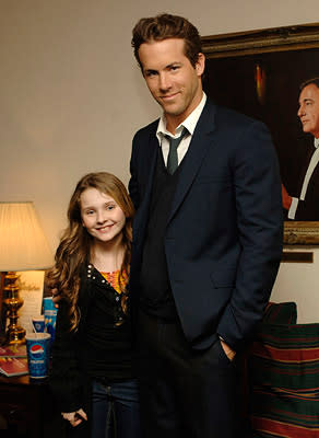 Abigail Breslin and Ryan Reynolds at the Santa Barbara Film Festival premiere of Universal Pictures' Definitely, Maybe  01/24/2008 Photo: Ray Mickshaw, WireImage.com