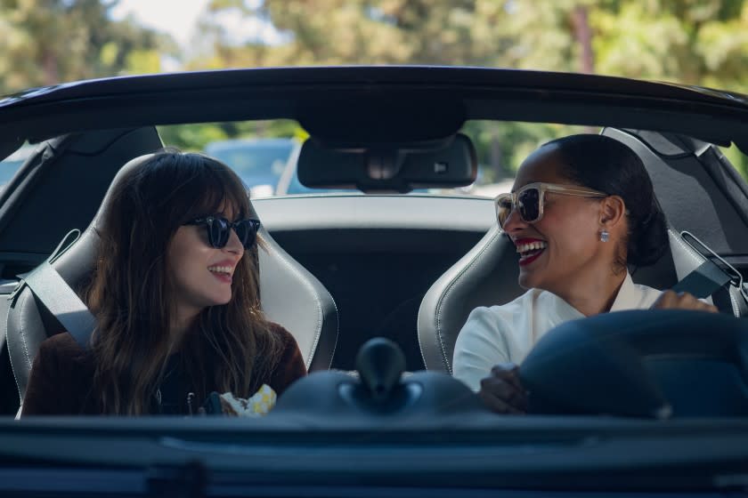 Dakota Johnson stars as Maggie Sherwoode and Tracee Ellis Ross as Grace Davis in THE HIGH NOTE, a Focus Features release.