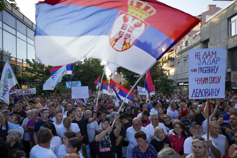 Protestas en Serbia contra la extracción de Litio. 