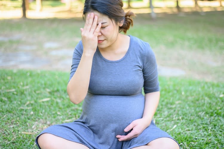 <strong>如果媽咪在孕期時發現走幾步路就很喘很累、是「缺鐵性貧血」的可能性很大。（示意圖／常春月刊）</strong>