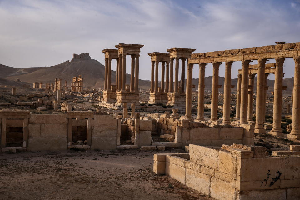 Here's another&nbsp;general view of Palmyra's ruins.