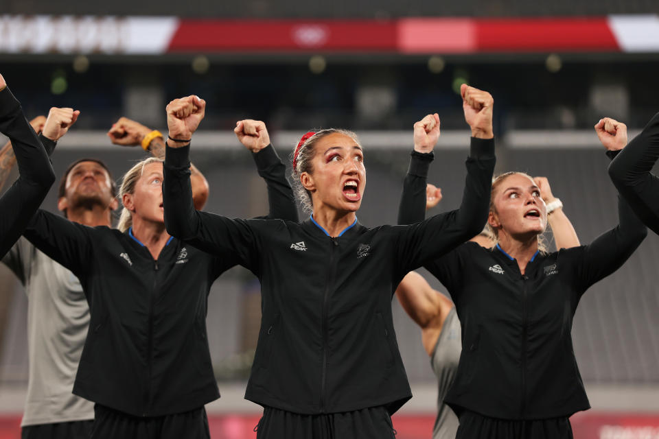 Team New Zealand, women's rugby team, perform the haka