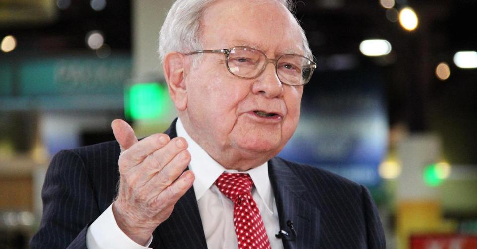 <p>No. 2: Warren Buffett<br> Net worth: $75.6 billion<br> Source of wealth: Berkshire Hathaway<br> (CNBC) </p>