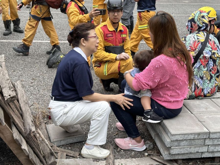 花蓮慈濟接力慰問災民及發放物資 撫人心民眾感念莫大功德 241