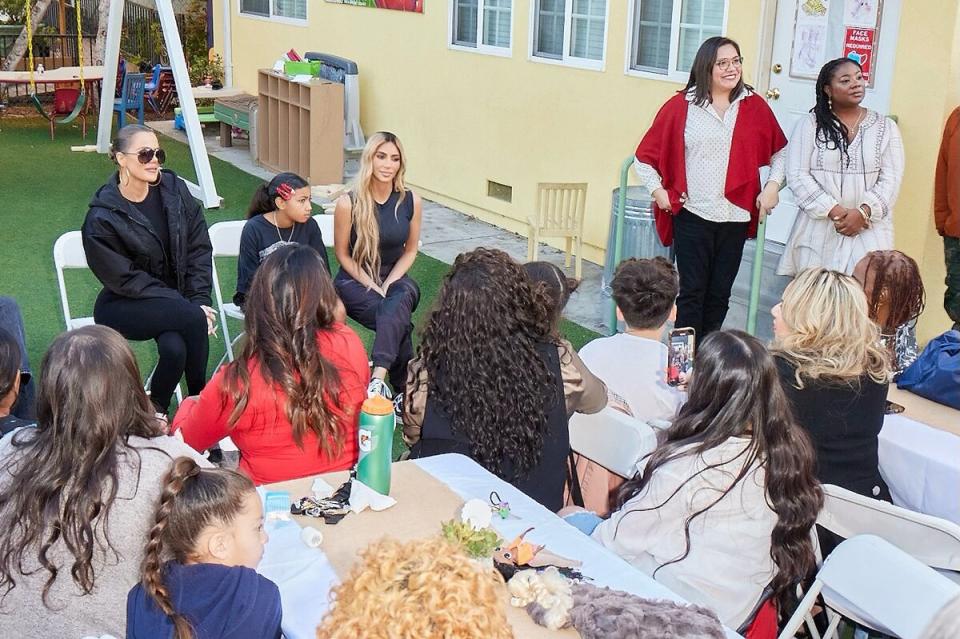 Kardashian Family Helps Bring Christmas Spirit to Los Angeles