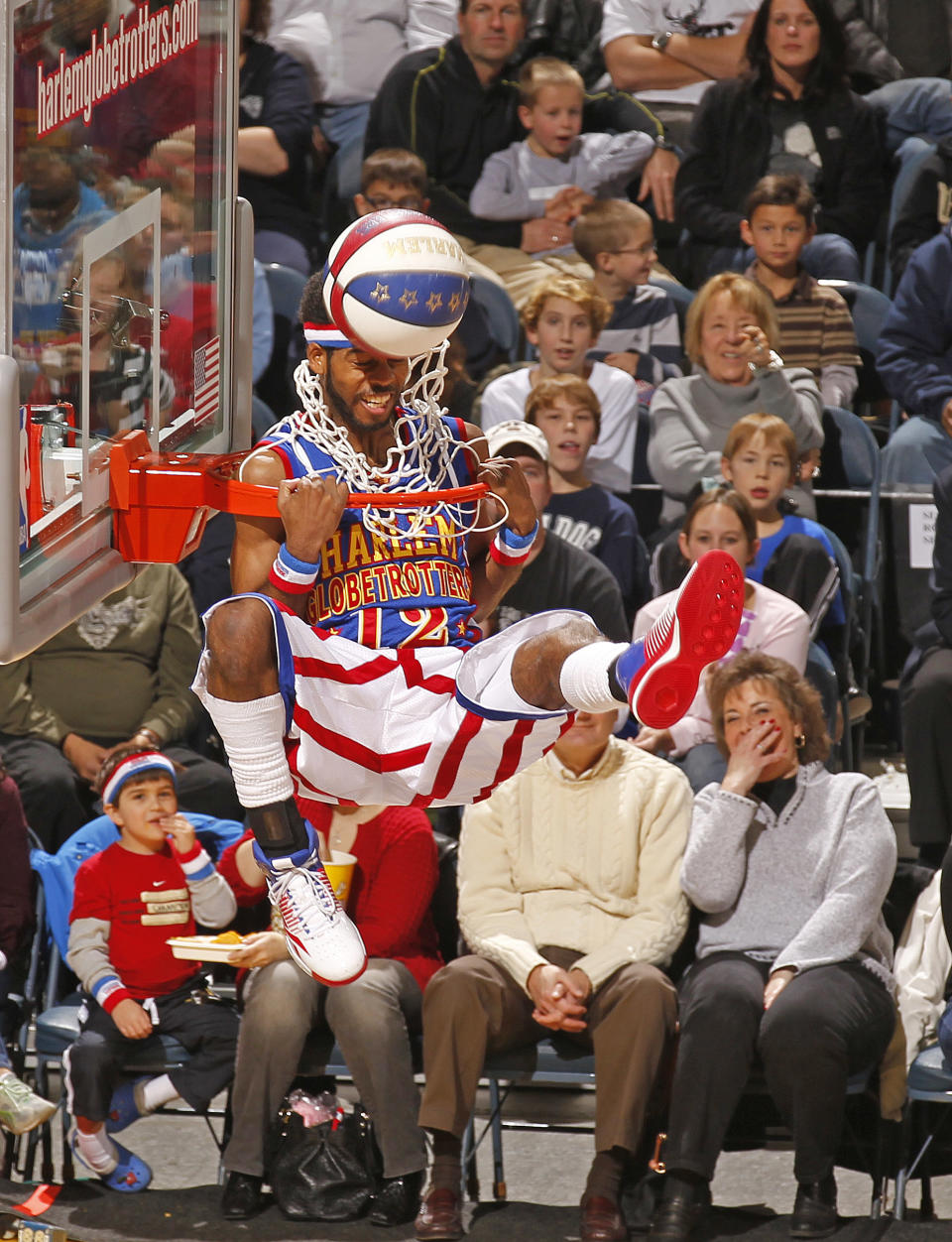 The Harlem Globetrotters entertain fans at the Bradley Center in Milwaukee, Wi., Friday, Dec, 31,2010. (Jeffrey Phelps for the Harlem Globetrotters)