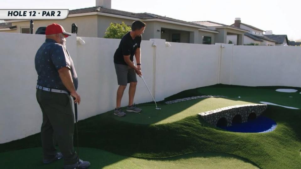 Masters backyard putt-putt