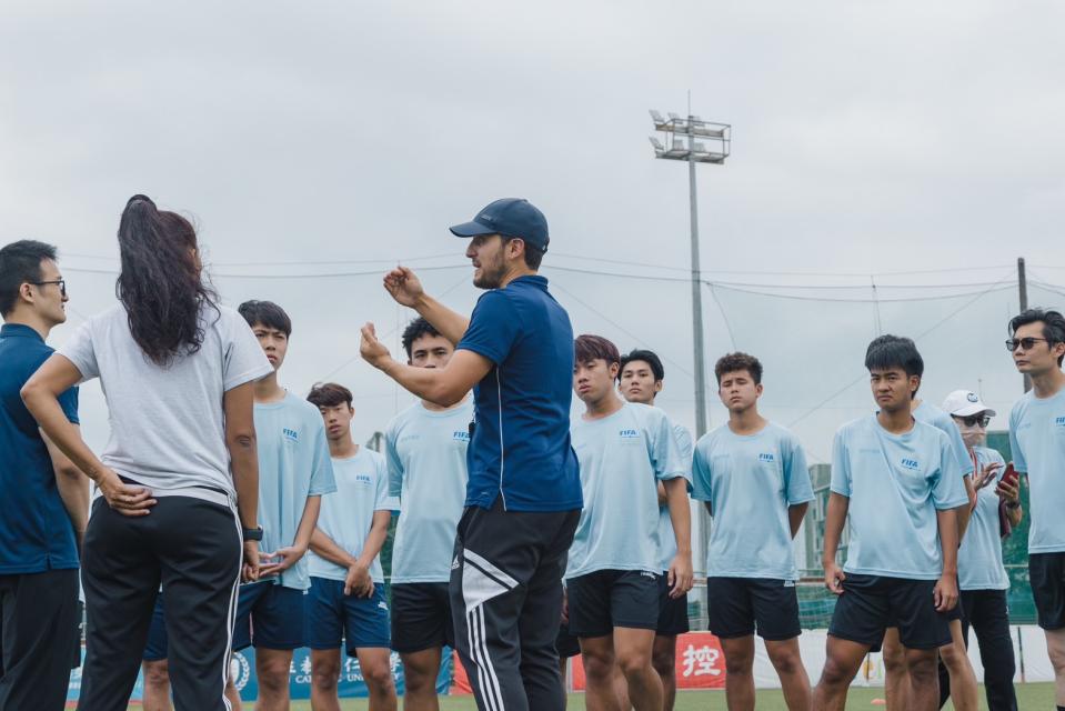 《足球》Football for Schools正式開幕 FIFA聯手中華足協發掘培育草根人才