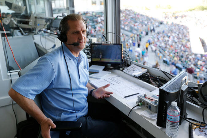 Glen Kuiper broadcasting live