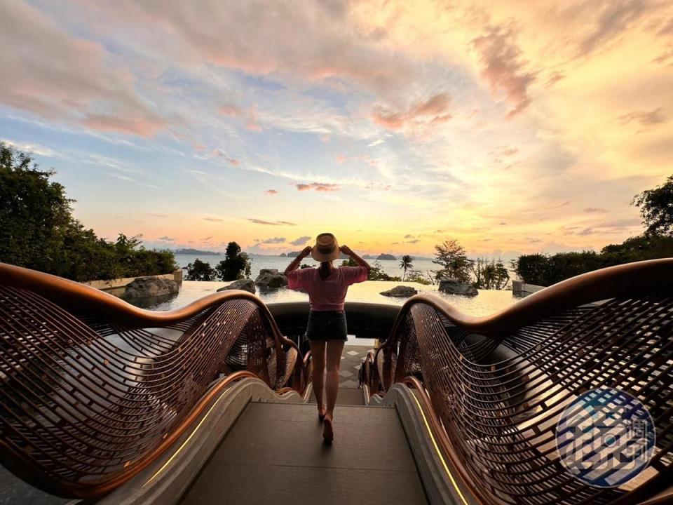 普吉島悅榕庄Banyan Tree Phuket夕陽美景。