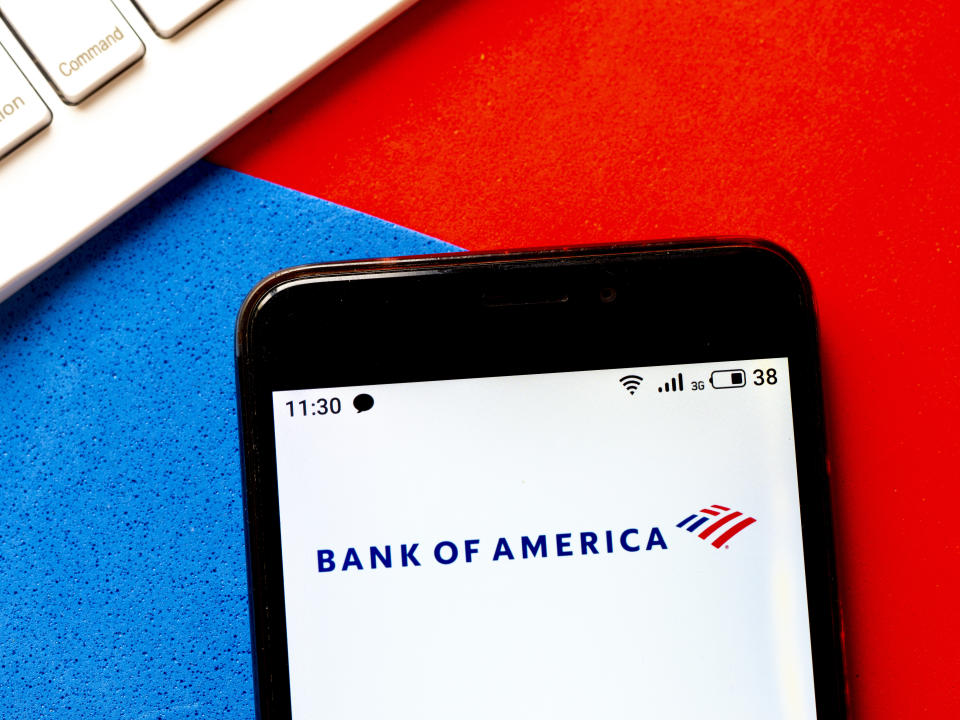 UKRAINE - 2020/03/21: In this photo illustration a Bank of America Investment banking company logo seen displayed on a smartphone. (Photo Illustration by Igor Golovniov/SOPA Images/LightRocket via Getty Images)