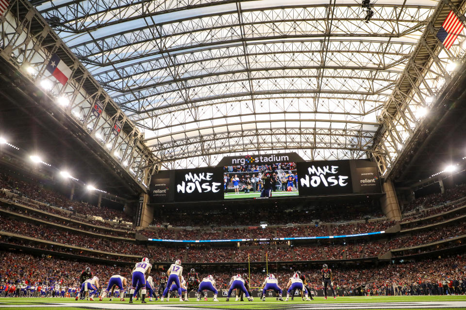 The Bills-Texans wild-card game almost had a major officiating controversy. (Photo by Christian Petersen/Getty Images)