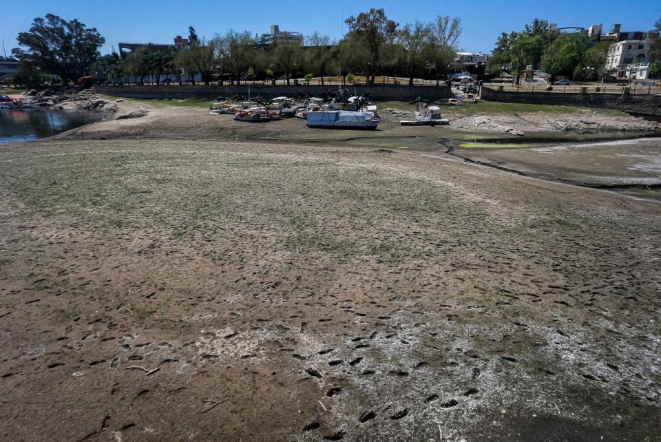 La falta de lluvias en la provincia repercute en los lagos y diques. Hace más de 100 días que no llueve en Córdoba 