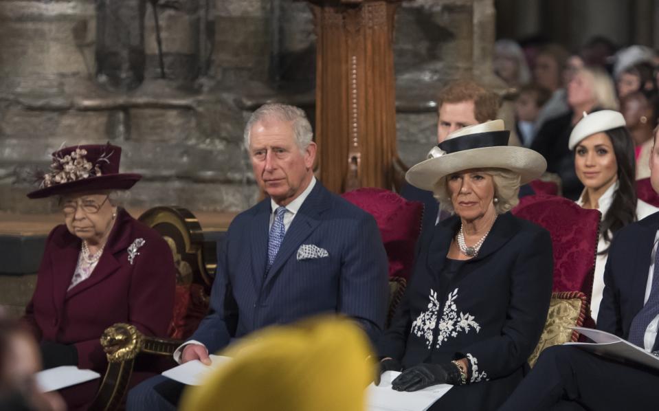 <p>Tampoco Camilla Parker-Bowles le cae demasiado bien a Isabel II. De hecho, era bastante reacia a que su hijo Carlos se casara con ella, aunque finalmente terminó aceptando. Sin embargo, la relación entre ellas es más que distante. (Foto: Paul Groover / Getty Images). </p>