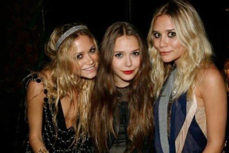 Y no nos olvidemos de las hermanitas Olsen que son las celebrities más cotizadas a la hora de asistir a los eventos. Su cachet por sentarse en primera fila llega a los 100.000 dólares por desfile