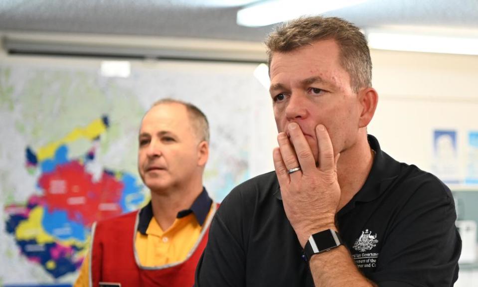 National Bushfire Recovery Agency chief Andrew Colvin during a tour of the Hawkesbury fire control centre in January