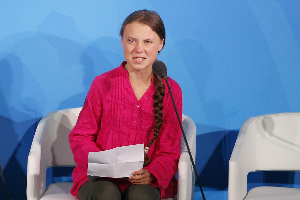 La activista Greta Thunberg pronuncia un discurso durante una cumbre de la ONU sobre el clima el lunes 23 de septiembre de 2019 en Nueva York. (AP Foto/Jason DeCrow)