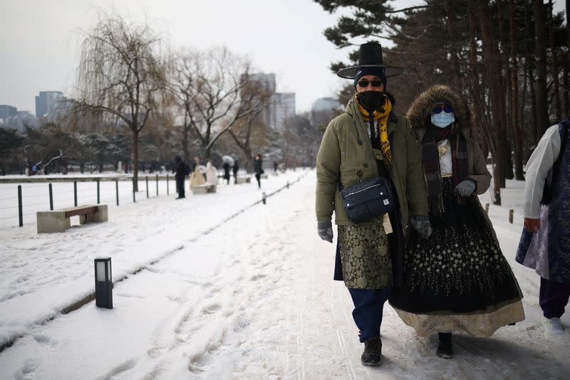 South Korean residents worry over higher heating bills and severe cold snap