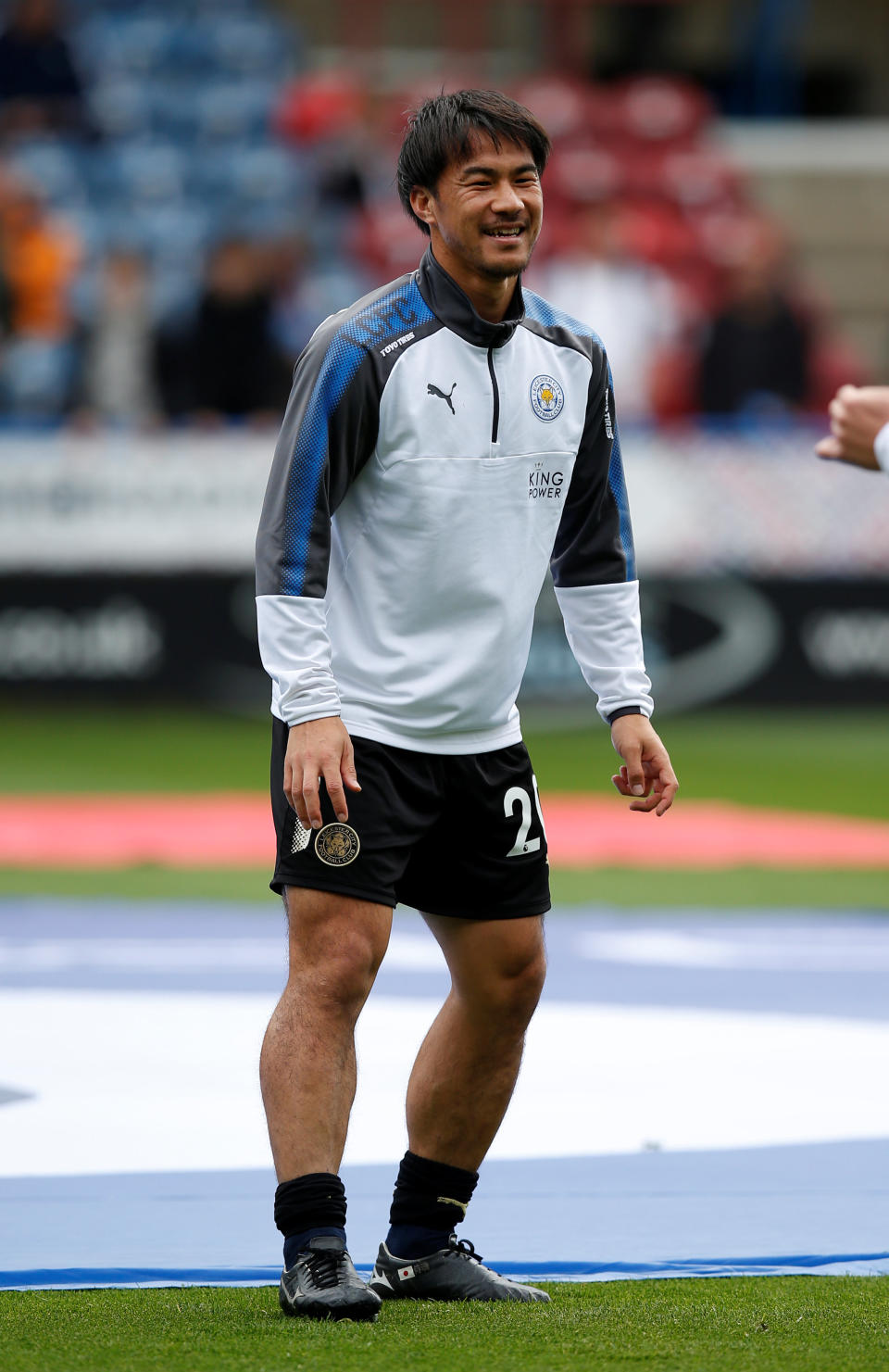 <p>Leicester City’s Shinji Okazaki warms up before the match REUTERS/Andrew Yates </p>
